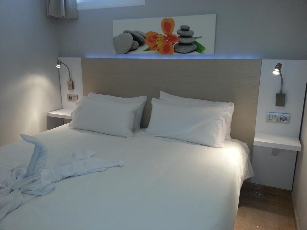 Eo Las Rosas Playa del Ingles  Bilik gambar